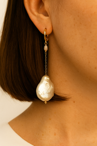 Ethreal Pearl Earrings