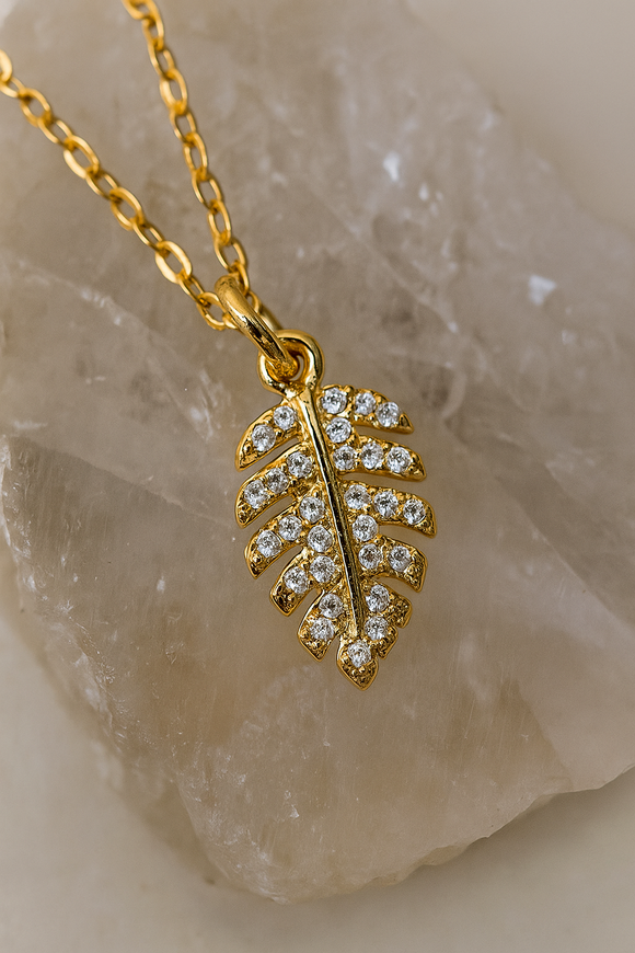 Diamante Monsterra Necklace